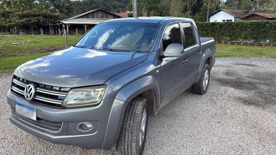 VOLKSWAGEN AMAROK 2.0 HIGHLINE 4X4 CD 16V TURBO INTERCOOLER DIESEL 4P AUTOMÁTICO VOLKSWAGEN AMAROK 2.0 HIGHLINE 4X4 CD 16V TURBO INTERCOOLER DIESEL 4P AUTOMÁTICO